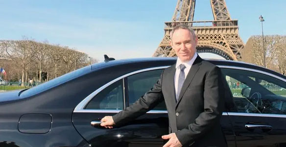 Central Paris Apartment Rental – 7th Arondissement – La Maison Royale private driver
